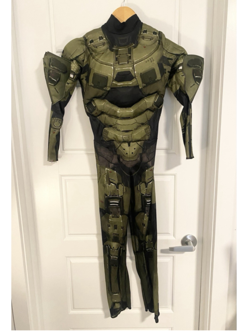 Halo Master Chief Costume Boys Size 8? 2015 Padded Muscle No Helmet
